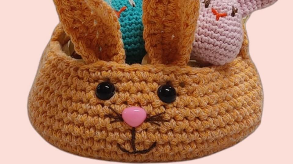 Cesta conejo de Pascua