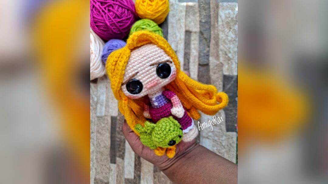 Rapunzel y Pascal