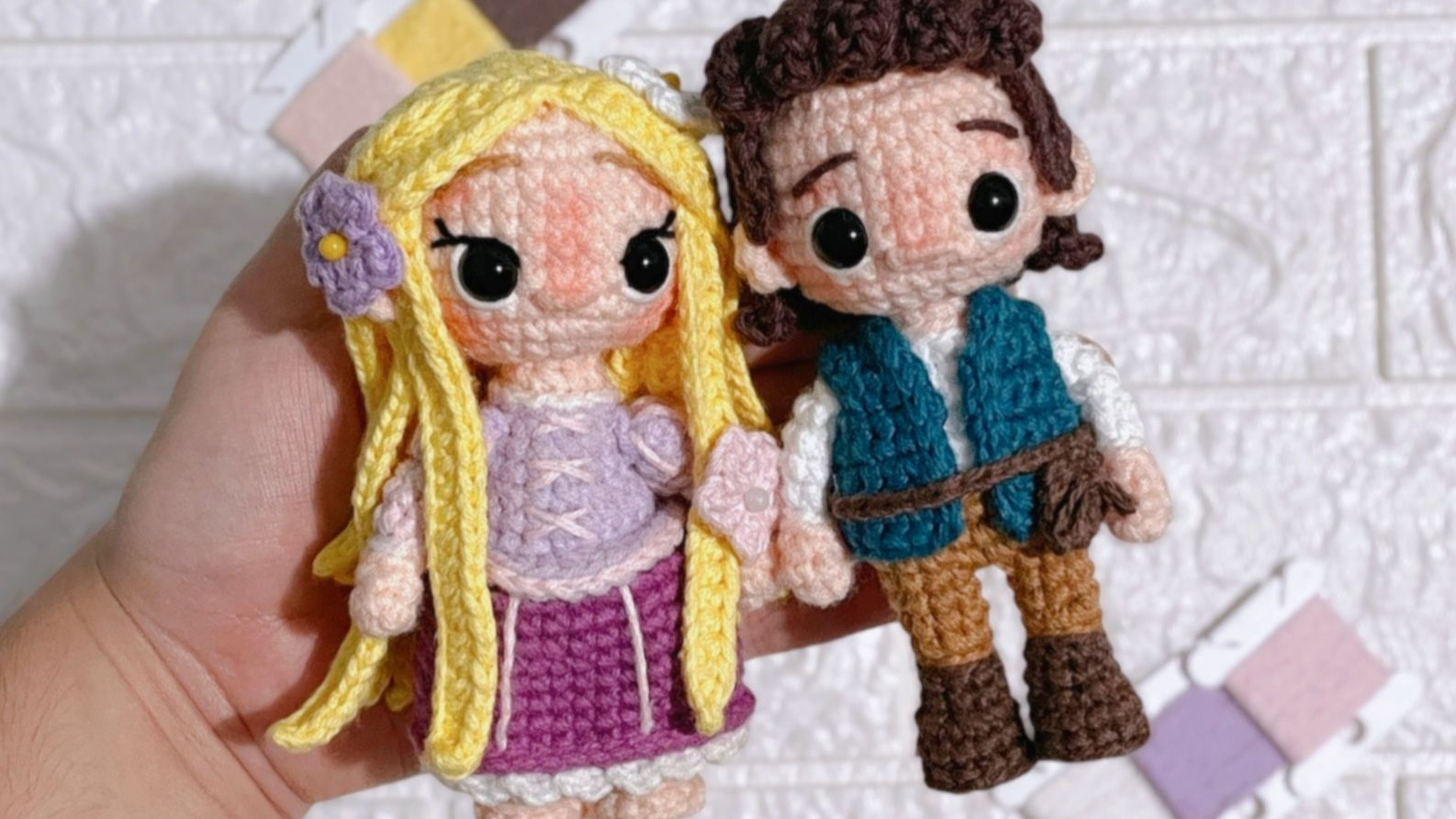  RAPUNZEL & FLYNN