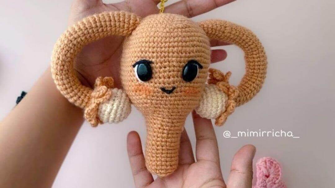 Útero amigurumi patrón