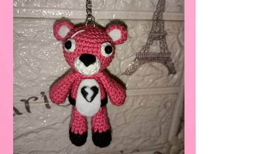 OSO ROSA DE FORTNITE