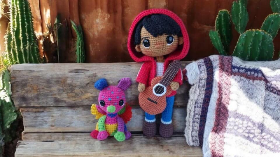 MIGUEL, DANTE Y GUITARRA
